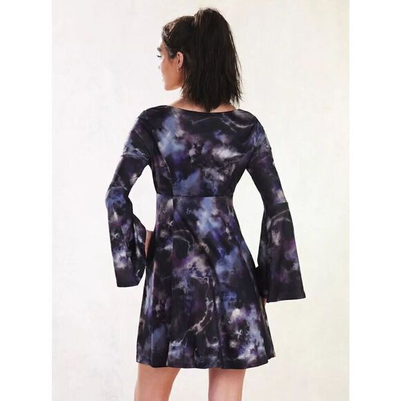 Her Universe Marvel WandaVision Agatha Tie-Dye Dress (Med) - Picture 7 of 8
